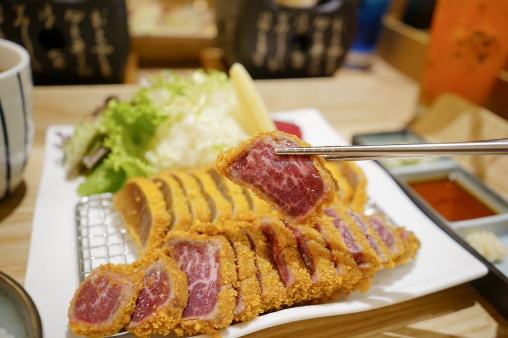 台北｜虎次日式燒肉、炸牛排專門店(Att 4 FUN 信義) DIY燒烤自行調整炸牛排熟度