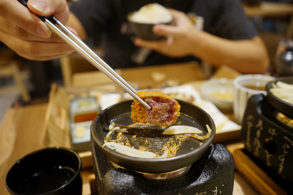 台北｜虎次日式燒肉、炸牛排專門店(Att 4 FUN 信義) DIY燒烤自行調整炸牛排熟度