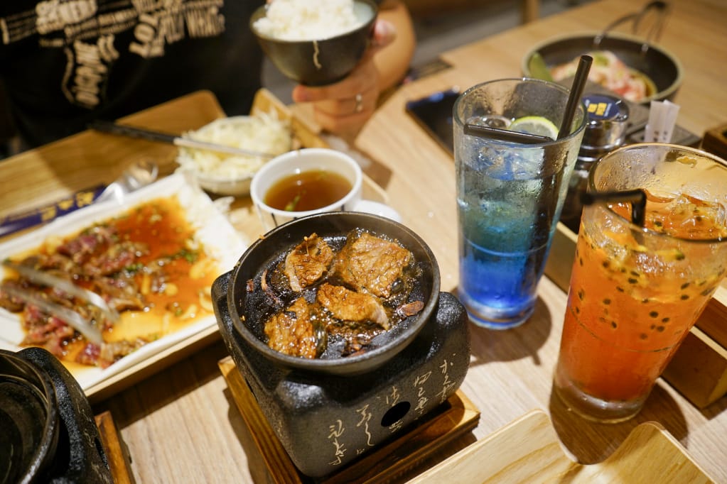 台北｜虎次日式燒肉、炸牛排專門店(Att 4 FUN 信義) DIY燒烤自行調整炸牛排熟度