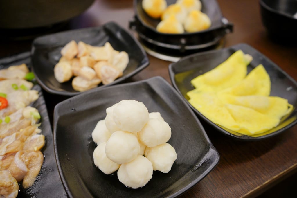 桃園|天香皇品 一鍋一烤(長庚店) 龜山林口周邊美食推薦!火烤兩吃,體驗邊煮火鍋邊燒烤的樂趣~ - 第13張圖 桃園|天香皇品 一鍋一烤(長庚店) 龜山林口周邊美食推薦!火烤兩吃,體驗邊煮火鍋邊燒烤的樂趣~