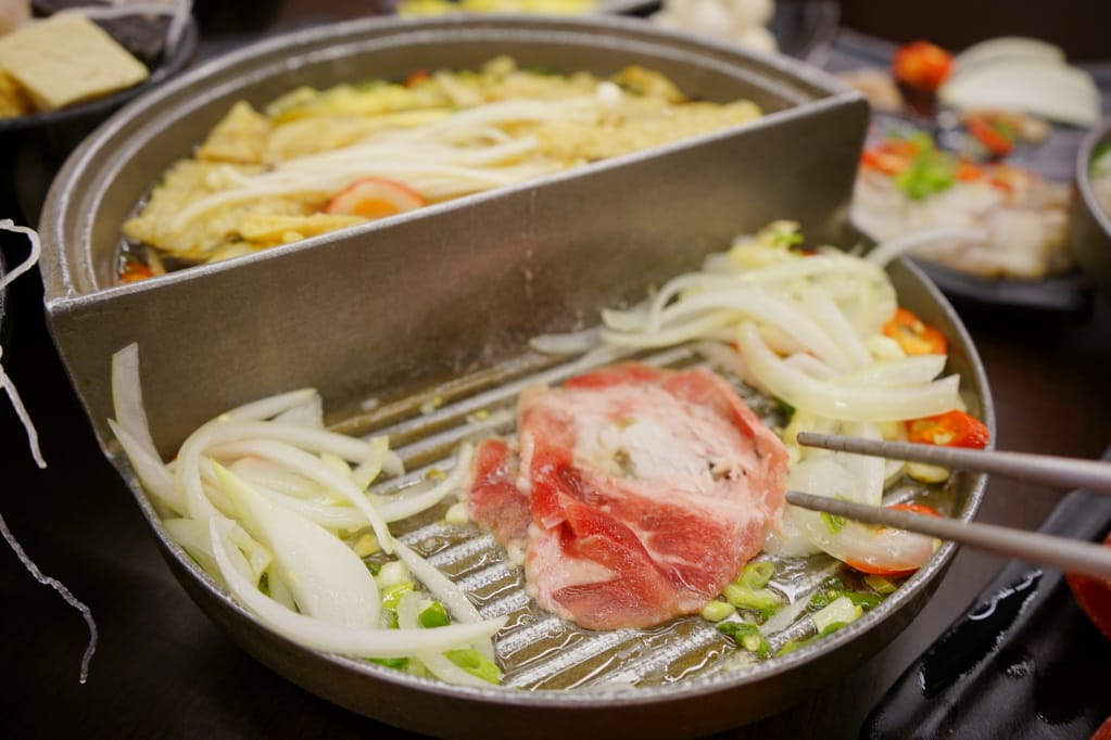 桃園|天香皇品 一鍋一烤(長庚店) 龜山林口周邊美食推薦!火烤兩吃,體驗邊煮火鍋邊燒烤的樂趣~ - 第17張圖 桃園|天香皇品 一鍋一烤(長庚店) 龜山林口周邊美食推薦!火烤兩吃,體驗邊煮火鍋邊燒烤的樂趣~