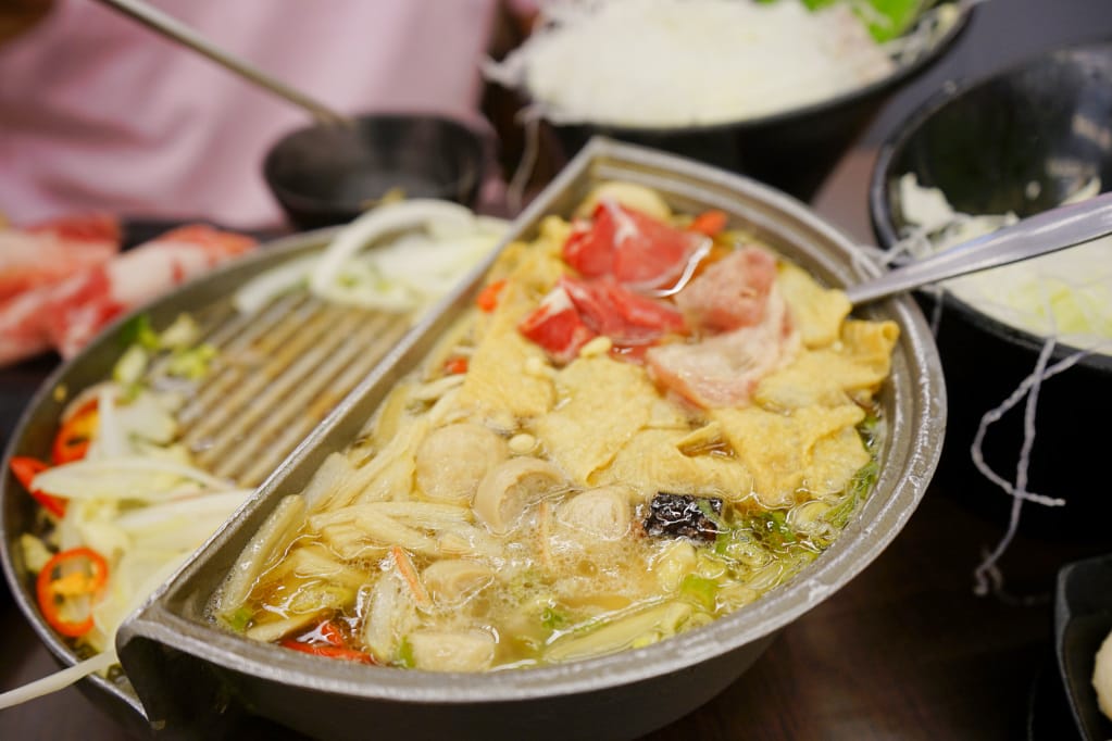 桃園|天香皇品 一鍋一烤(長庚店) 龜山林口周邊美食推薦!火烤兩吃,體驗邊煮火鍋邊燒烤的樂趣~ - 第19張圖 桃園|天香皇品 一鍋一烤(長庚店) 龜山林口周邊美食推薦!火烤兩吃,體驗邊煮火鍋邊燒烤的樂趣~