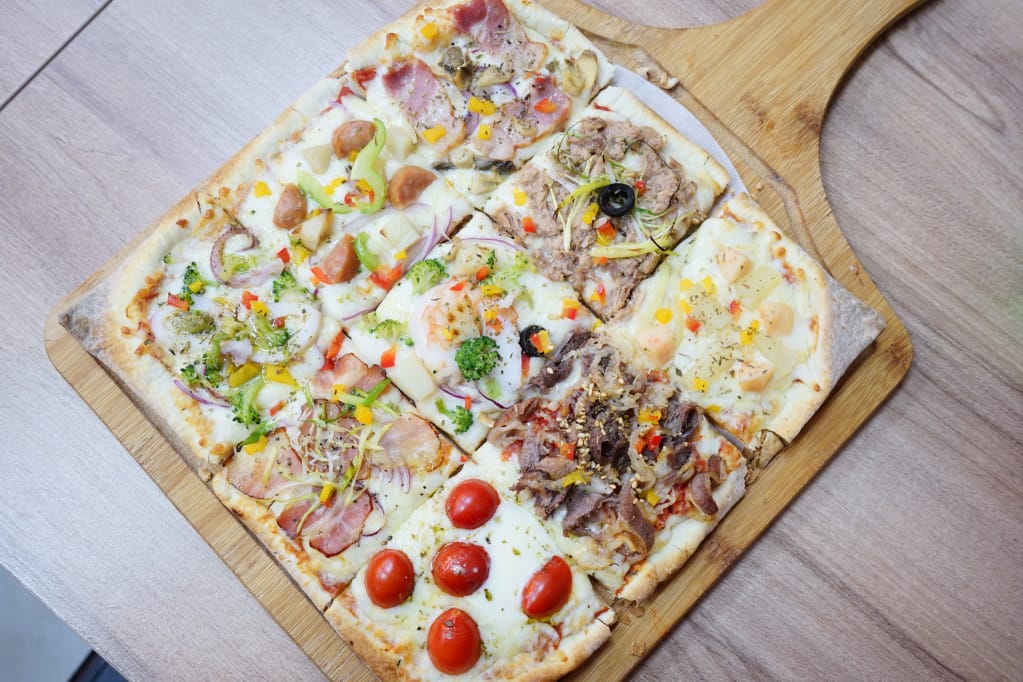 台北｜ipizza愛披薩 浮誇系煙火海大蝦披薩、特色九宮格披薩