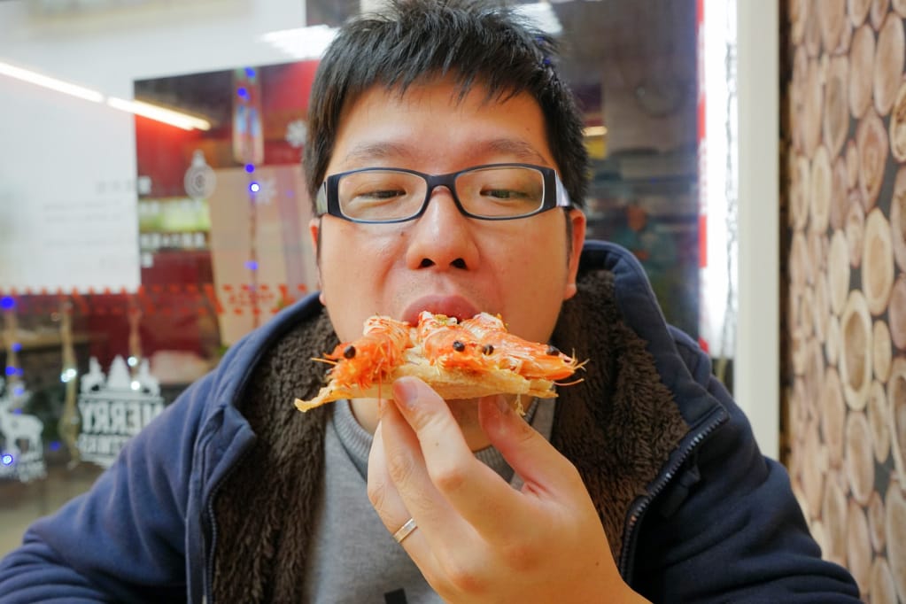 台北｜ipizza愛披薩 浮誇系煙火海大蝦披薩、特色九宮格披薩