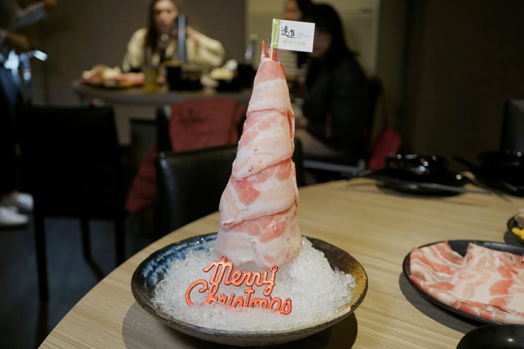 台北|酸菜白肉鍋(連進內湖店) 浮誇豬五花聖誕樹,內湖吃到飽火鍋推薦! - 第13張圖 台北|酸菜白肉鍋(連進內湖店) 浮誇豬五花聖誕樹,內湖吃到飽火鍋推薦!