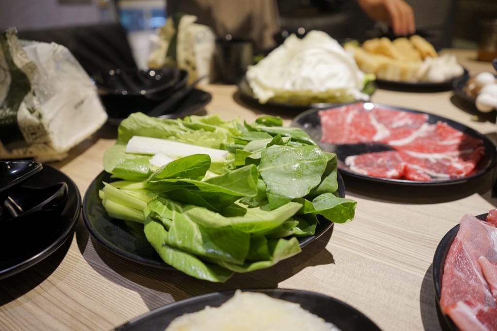 台北|酸菜白肉鍋(連進內湖店) 浮誇豬五花聖誕樹,內湖吃到飽火鍋推薦! - 第30張圖 台北|酸菜白肉鍋(連進內湖店) 浮誇豬五花聖誕樹,內湖吃到飽火鍋推薦!