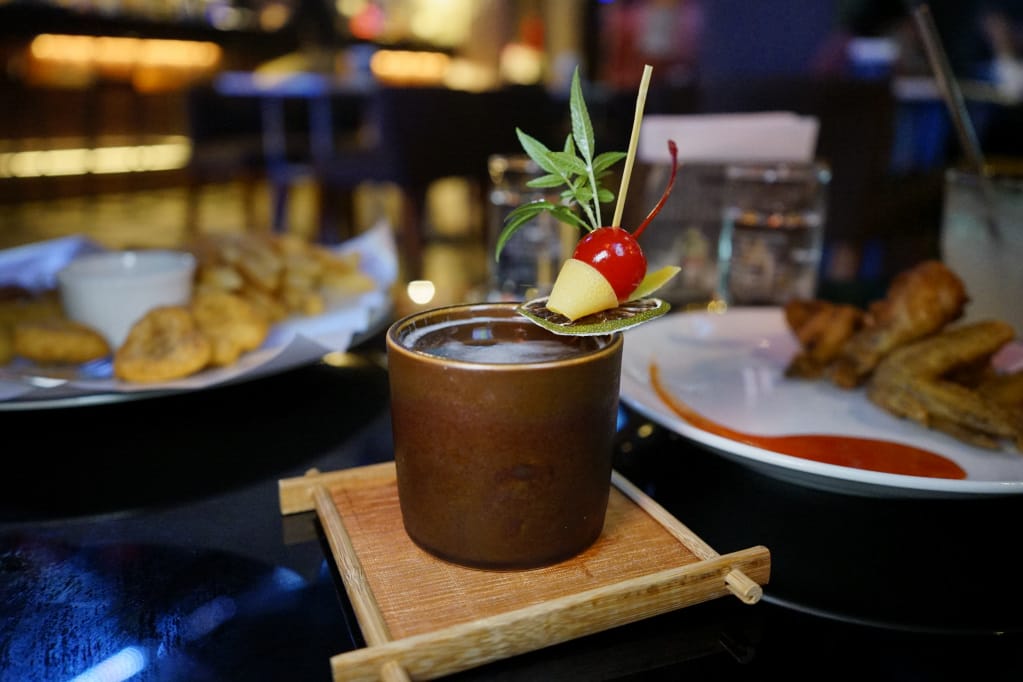 台北｜轉角酒吧 La Esquina 飛鏢酒吧 華麗調酒讓妳睡三天~