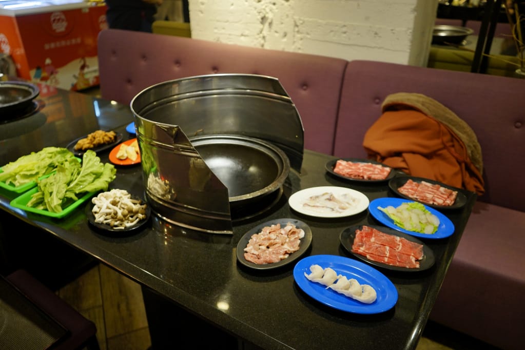 台北｜黑哥自助石頭火鍋 食材新鮮平價，中山站高CP值火鍋推薦！