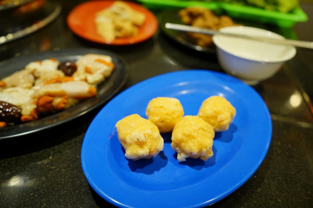 台北｜黑哥自助石頭火鍋 食材新鮮平價，中山站高CP值火鍋推薦！