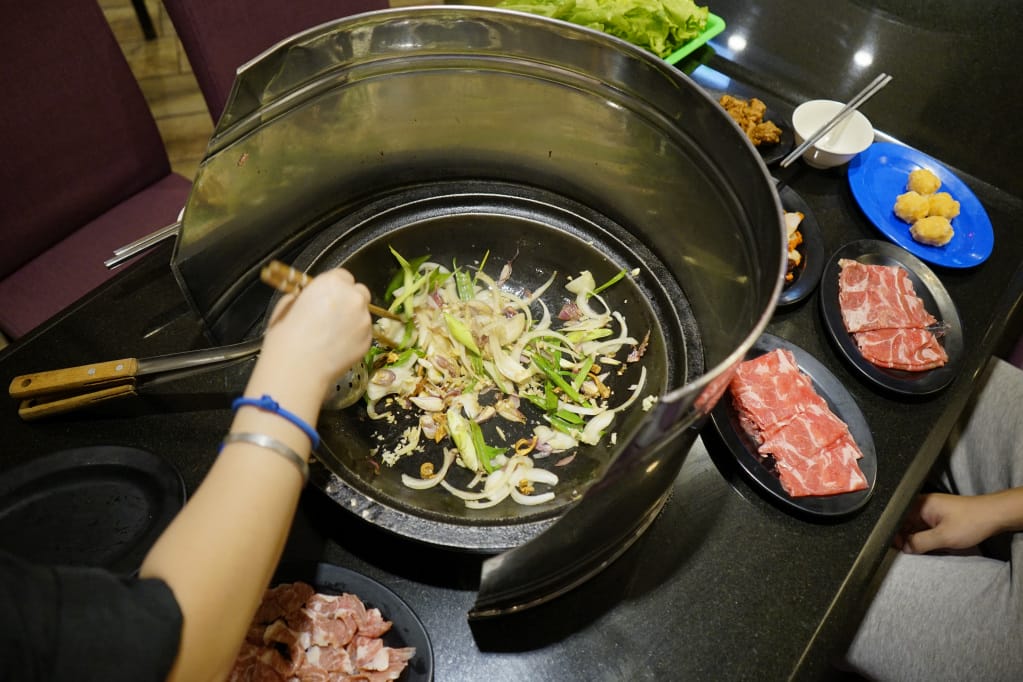 台北｜黑哥自助石頭火鍋 食材新鮮平價，中山站高CP值火鍋推薦！