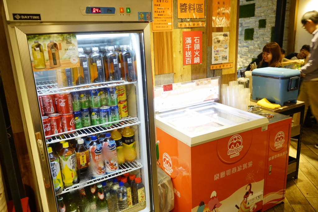 台北｜黑哥自助石頭火鍋 食材新鮮平價，中山站高CP值火鍋推薦！