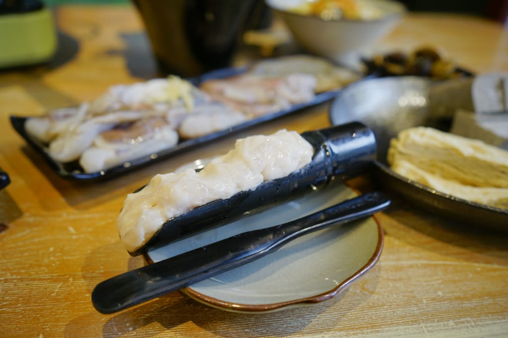 桃園｜阿鴻 粥水火鍋專賣店（中壢店）皮蛋油條冷麵、鴛鴦特色鍋物推薦！