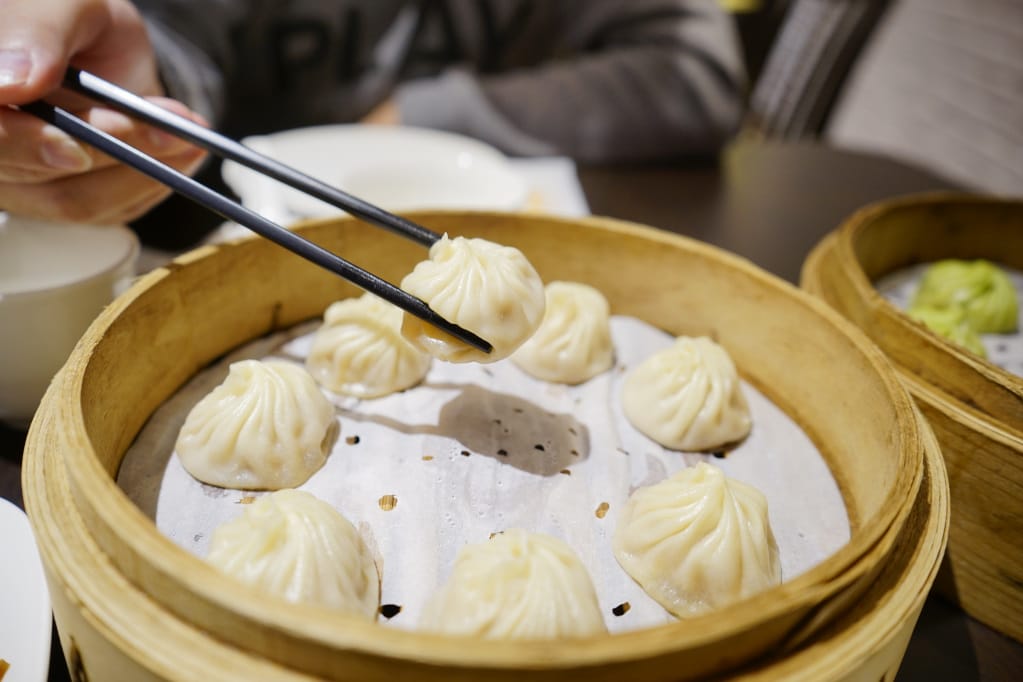台北｜點水樓(林口店) 米其林美食 小籠包、鮮蝦蒸餃、牛肉麵 林口三井outlet餐廳推薦！