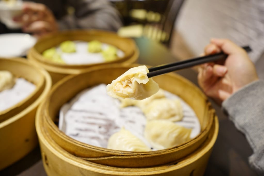 台北｜點水樓(林口店) 米其林美食 小籠包、鮮蝦蒸餃、牛肉麵 林口三井outlet餐廳推薦！