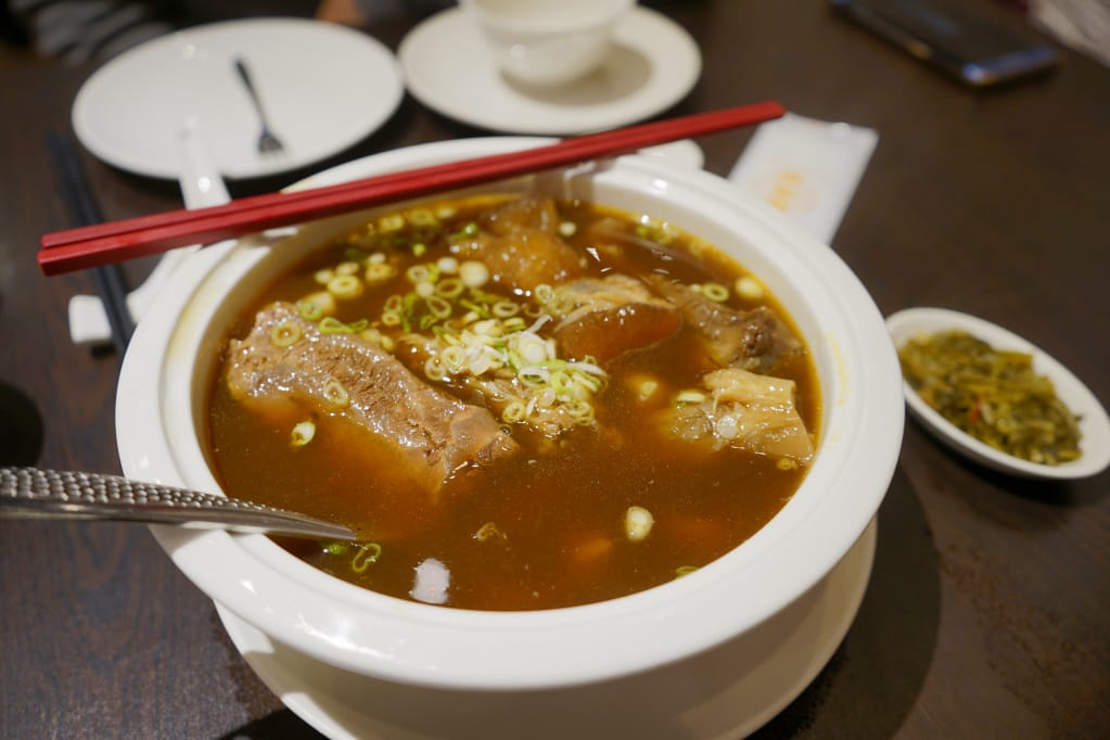 台北｜點水樓(林口店) 米其林美食 小籠包、鮮蝦蒸餃、牛肉麵 林口三井outlet餐廳推薦！