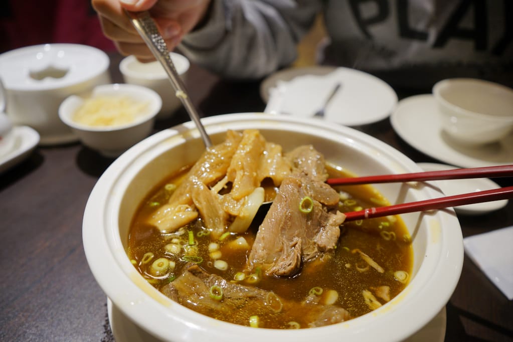 台北｜點水樓(林口店) 米其林美食 小籠包、鮮蝦蒸餃、牛肉麵 林口三井outlet餐廳推薦！