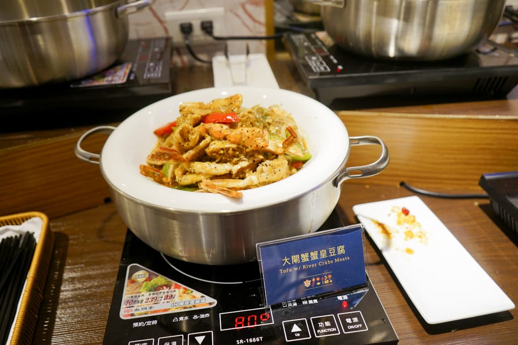 桃園|港點大師(愛買桃園店) 吃到飽港式飲茶 蒸籠港點任你拿,還有限時供應小龍蝦料理! - 第36張圖 桃園|港點大師(愛買桃園店) 吃到飽港式飲茶 蒸籠港點任你拿,還有限時供應小龍蝦料理!