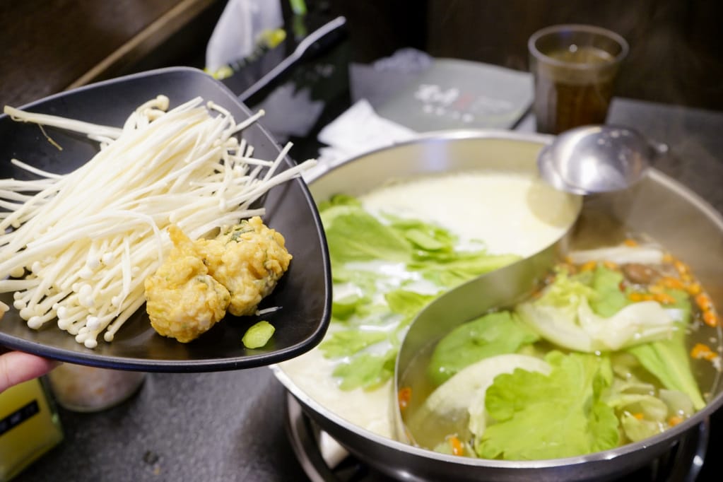 台北|瓦崎燒烤火鍋(敦南店) 近捷運忠孝復興站火鍋燒烤吃到飽,生啤、金賓波本威士忌調酒、哈根達斯、COLD STONE無限供應!! - 第12張圖 台北|瓦崎燒烤火鍋(敦南店) 近捷運忠孝復興站火鍋燒烤吃到飽,生啤、金賓波本威士忌調酒、哈根達斯、COLD STONE無限供應!!