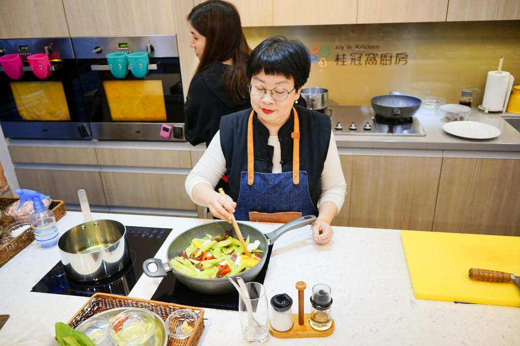 台北|桂冠窩廚房 李璐老師的私房眷村菜 賢慧人妻養成計劃之廚藝教室課程 - 第13張圖 台北|桂冠窩廚房 李璐老師的私房眷村菜 賢慧人妻養成計劃之廚藝教室課程