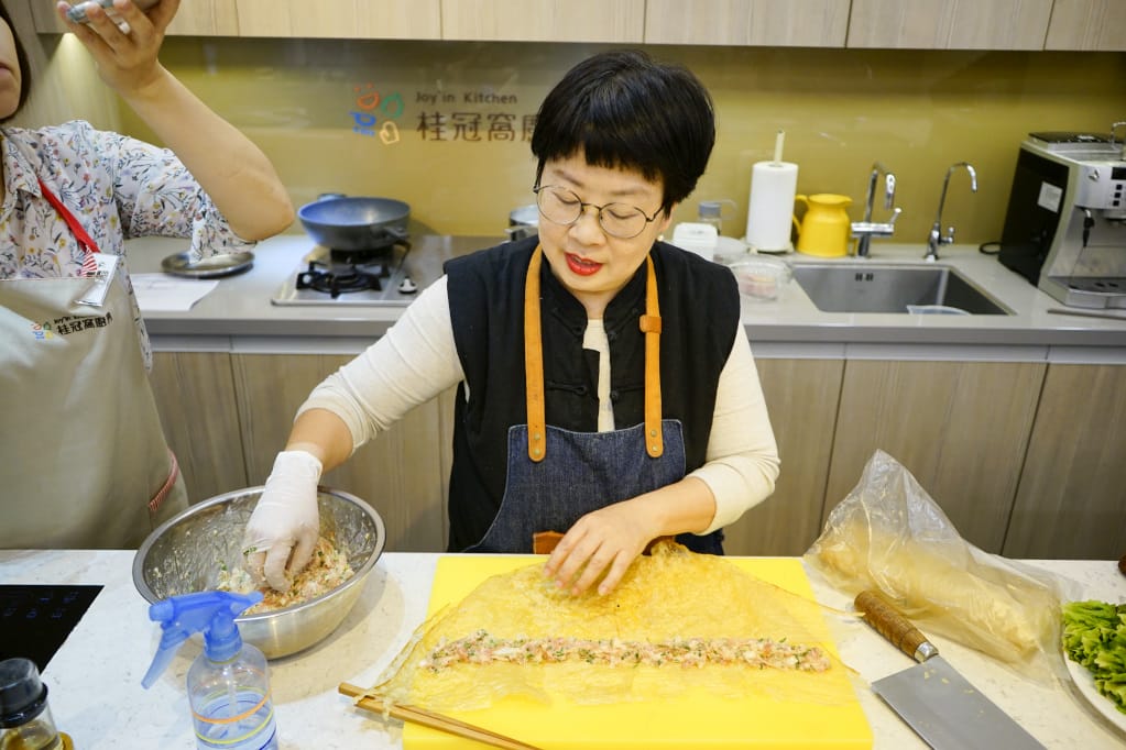 台北|桂冠窩廚房 李璐老師的私房眷村菜 賢慧人妻養成計劃之廚藝教室課程 - 第16張圖 台北|桂冠窩廚房 李璐老師的私房眷村菜 賢慧人妻養成計劃之廚藝教室課程