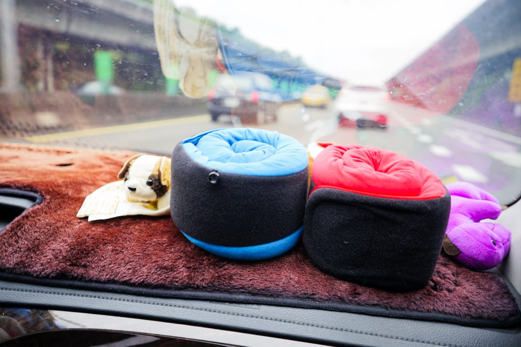 宜蘭｜三星鄉一日遊 清水地熱廣場 旅行好物推薦之GreySA格蕾莎全家福旅行頸枕