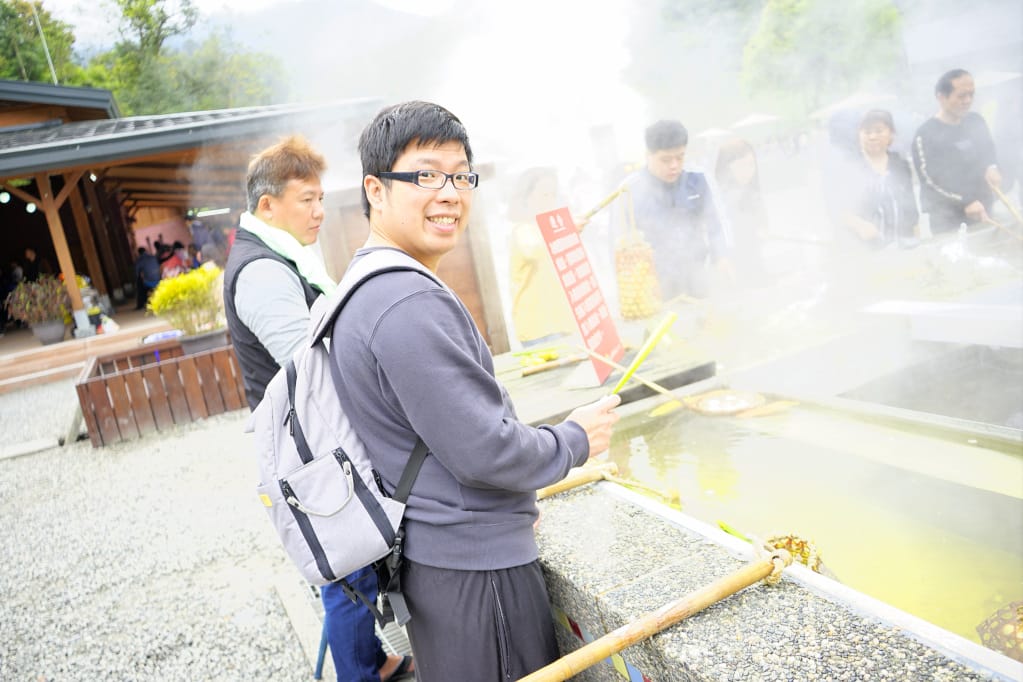 宜蘭｜三星鄉一日遊 清水地熱廣場 旅行好物推薦之GreySA格蕾莎全家福旅行頸枕