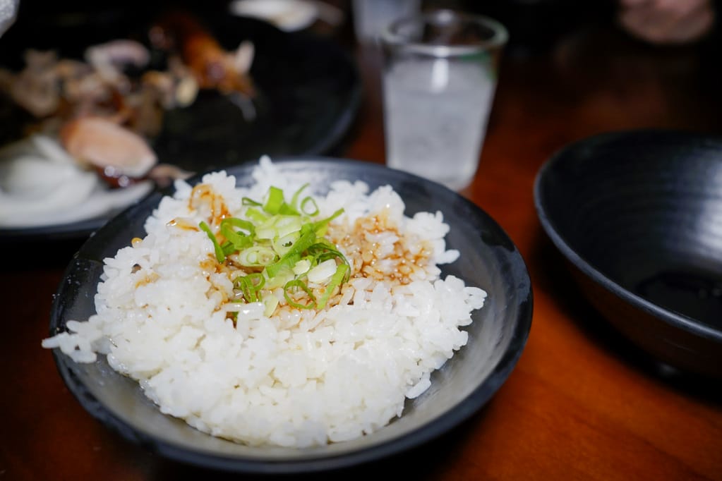 台北｜起家莊雞老闆桶仔雞(長春店) 日式串燒居酒屋，當月壽星就送超美味桶仔雞！