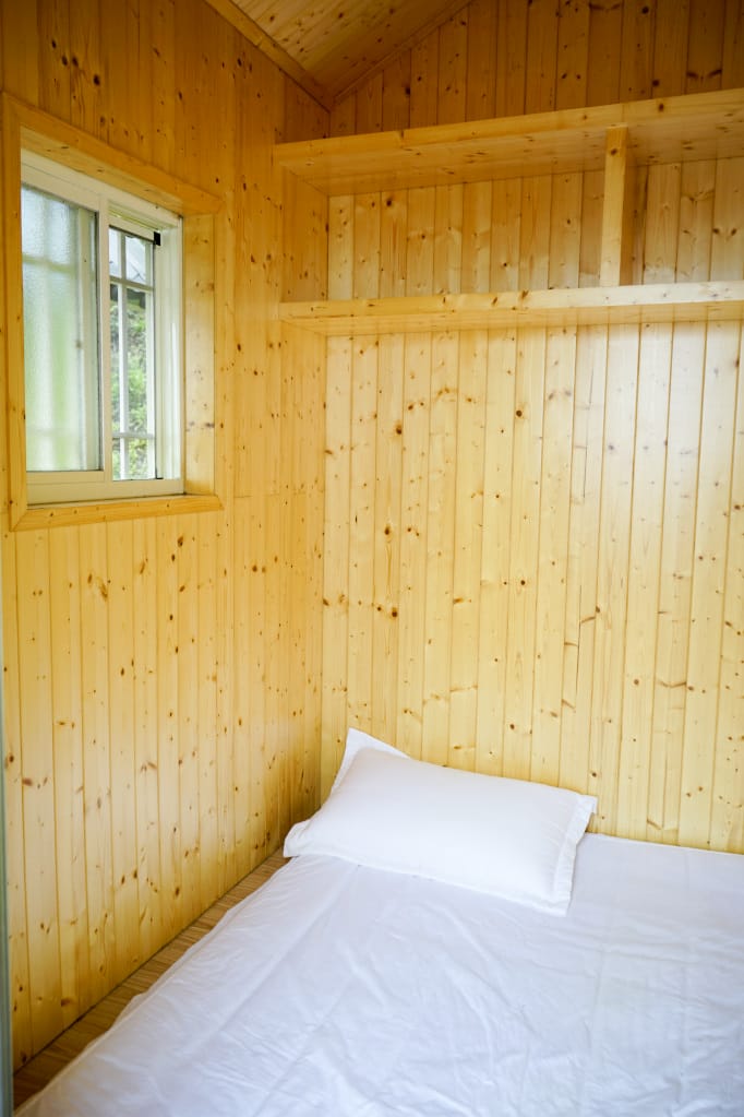 桃園｜露營採菇趣 桃子菇菇休閒農場 超大雨棚區營地推薦！