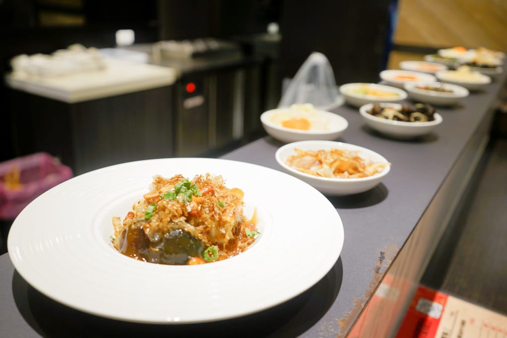 台南|942就是餓私房牛肉麵(安平店) 紅燒牛肉麵推薦!拉麵、寬麵都好吃~ - 第8張圖 台南|942就是餓私房牛肉麵(安平店) 紅燒牛肉麵推薦!拉麵、寬麵都好吃~
