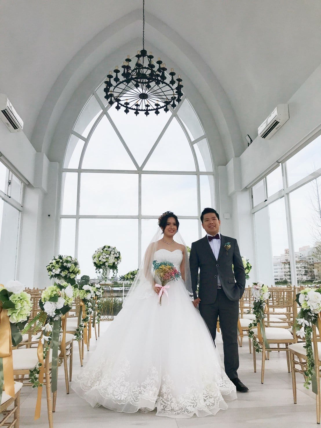 婚禮|桃園中壢新秘推薦!Nicole夏 桃園皇家薇庭 不凋花髮飾戶外證婚造型、內雙眼型調整推薦! - 第9張圖 婚禮|桃園中壢新秘推薦!Nicole夏 桃園皇家薇庭 不凋花髮飾戶外證婚造型、內雙眼型調整推薦!