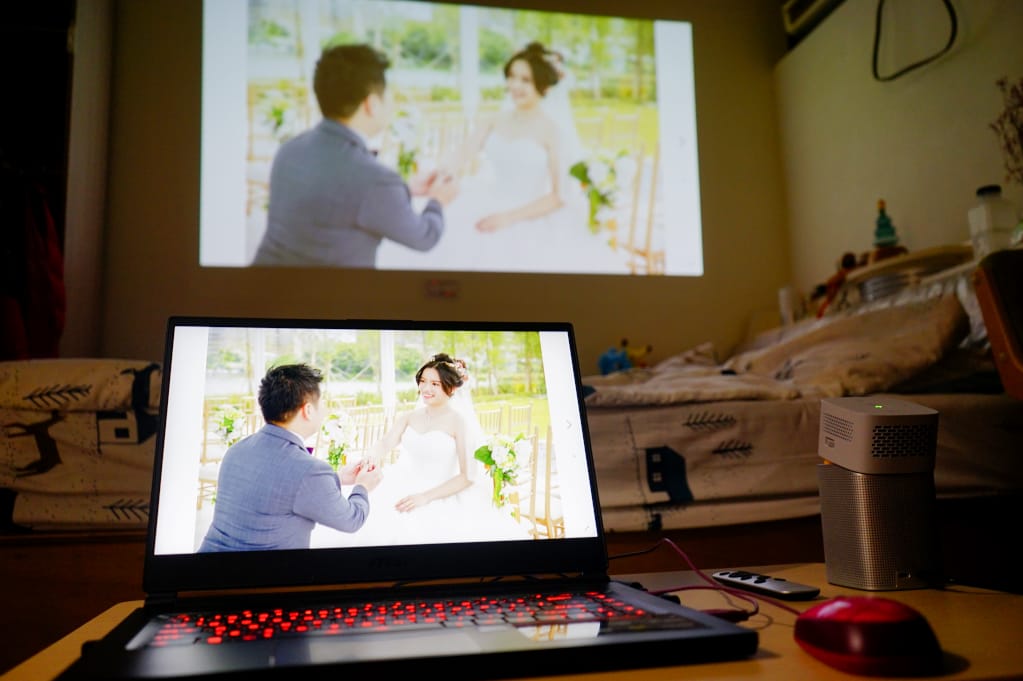 3C|BenQ LED 無線行動投影機 GV1 幸福小夫妻-私家電影院開張!手機筆電投影好方便! - 第19張圖 3C|BenQ LED 無線行動投影機 GV1 幸福小夫妻-私家電影院開張!手機筆電投影好方便!