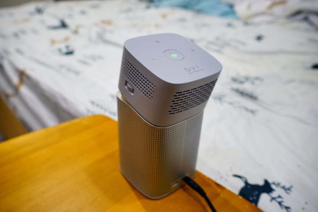 3C|BenQ LED 無線行動投影機 GV1 幸福小夫妻-私家電影院開張!手機筆電投影好方便! - 第10張圖 3C|BenQ LED 無線行動投影機 GV1 幸福小夫妻-私家電影院開張!手機筆電投影好方便!