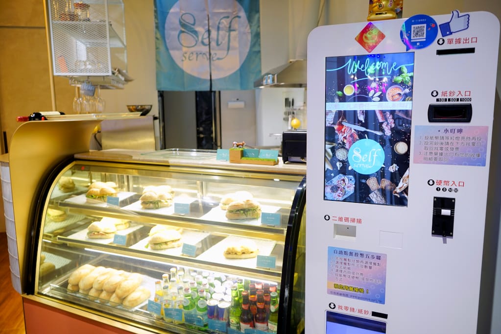 台南｜Self Serve 義式三明治Panini 帕尼尼推薦！新美街特色店家~