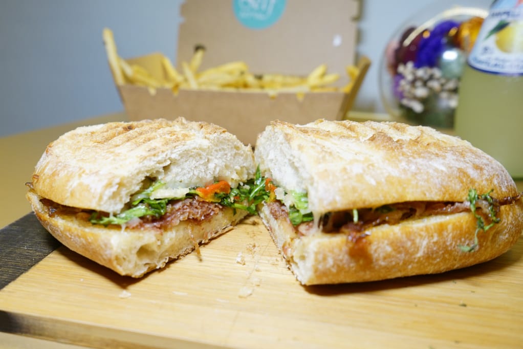 台南｜Self Serve 義式三明治Panini 帕尼尼推薦！新美街特色店家~