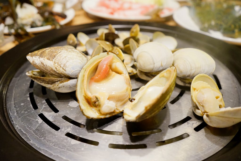 台北|蒸龍宴蒸汽養身海鮮館(敦化店) 活體水產x蒸食 活體海鮮現點現撈現蒸煮,享受食材原味鮮甜~ - 第22張圖 台北|蒸龍宴蒸汽養身海鮮館(敦化店) 活體水產x蒸食 活體海鮮現點現撈現蒸煮,享受食材原味鮮甜~
