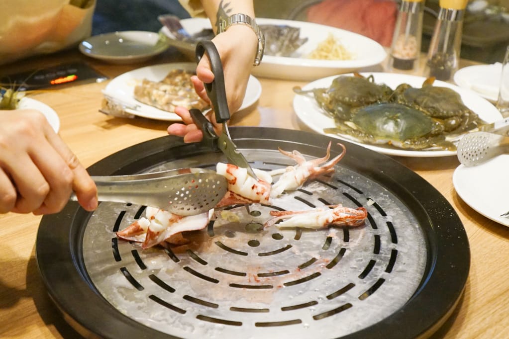 台北|蒸龍宴蒸汽養身海鮮館(敦化店) 活體水產x蒸食 活體海鮮現點現撈現蒸煮,享受食材原味鮮甜~ - 第38張圖 台北|蒸龍宴蒸汽養身海鮮館(敦化店) 活體水產x蒸食 活體海鮮現點現撈現蒸煮,享受食材原味鮮甜~