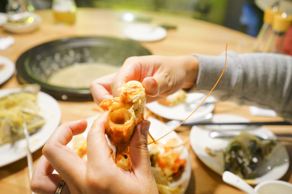 台北|蒸龍宴蒸汽養身海鮮館(敦化店) 活體水產x蒸食 活體海鮮現點現撈現蒸煮,享受食材原味鮮甜~ - 第50張圖 台北|蒸龍宴蒸汽養身海鮮館(敦化店) 活體水產x蒸食 活體海鮮現點現撈現蒸煮,享受食材原味鮮甜~