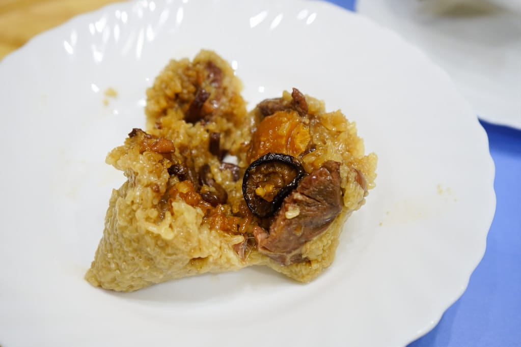 高雄|龐家肉粽 端午節肉粽禮盒宅配 飄香60年的古早味肉粽太好吃啦! - 第13張圖 高雄|龐家肉粽 端午節肉粽禮盒宅配 飄香60年的古早味肉粽太好吃啦!