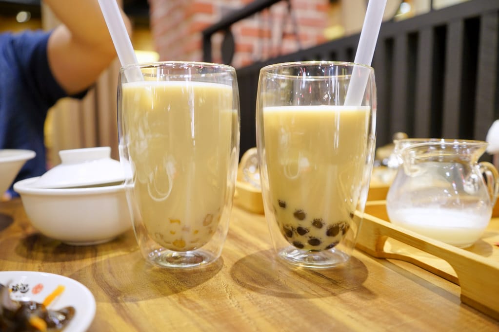 台北｜呷七碗複合式食堂(台北永康店) 永康商圈美食推薦！傳統小吃油飯vs新潮甜點虎咬冰