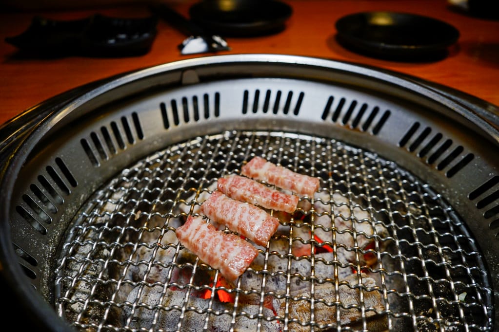 桃園｜覓燒肉(1號總店) 桃園藝文特區單點式燒肉推薦！喜歡日本精釀啤酒、超美味和牛燒肉的人請進