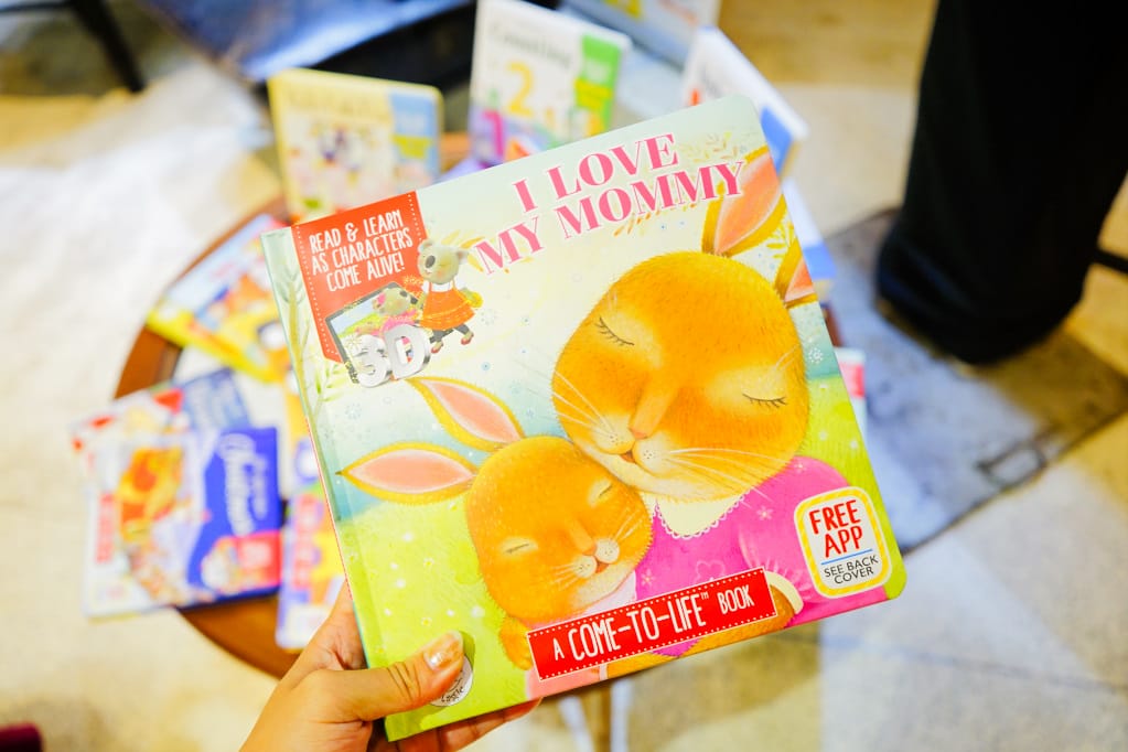 書展|2019台北大野狼國際書展來囉!6/7-6/17五股新北市工商展覽中心24小時不打烊,奇幻投影AR立體書中信卡買七送一! - 第11張圖 書展|2019台北大野狼國際書展來囉!6/7-6/17五股新北市工商展覽中心24小時不打烊,奇幻投影AR立體書中信卡買七送一!