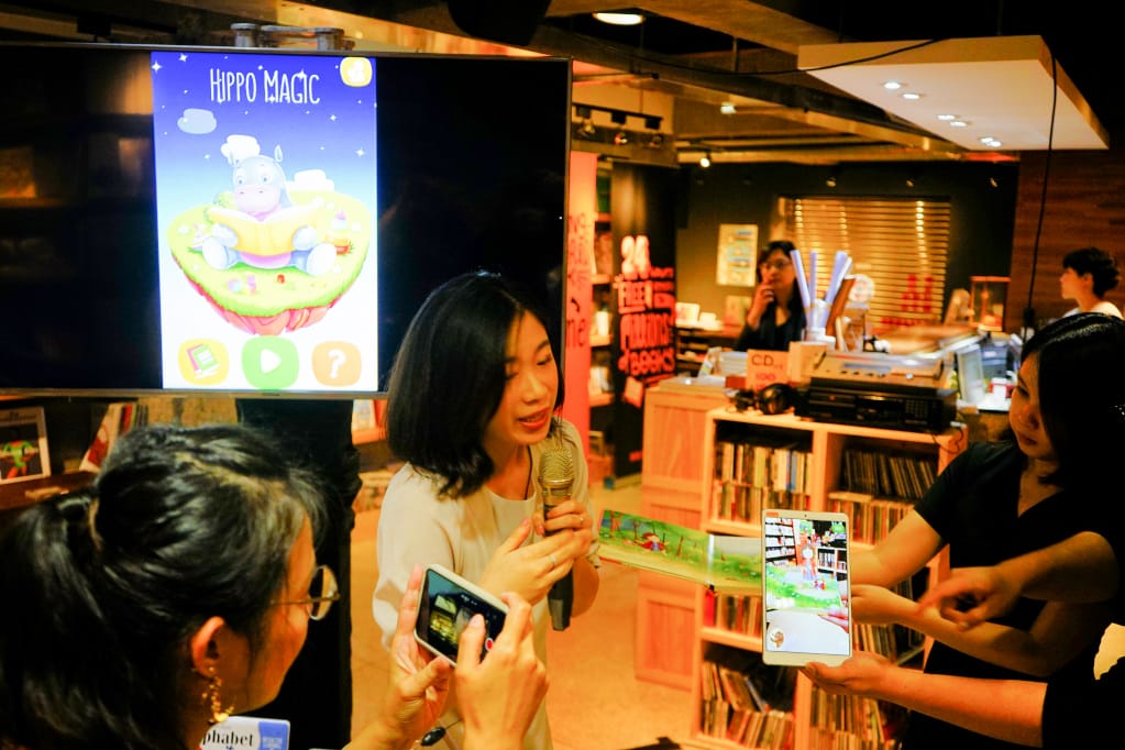 書展|2019台北大野狼國際書展來囉!6/7-6/17五股新北市工商展覽中心24小時不打烊,奇幻投影AR立體書中信卡買七送一! - 第8張圖 書展|2019台北大野狼國際書展來囉!6/7-6/17五股新北市工商展覽中心24小時不打烊,奇幻投影AR立體書中信卡買七送一!
