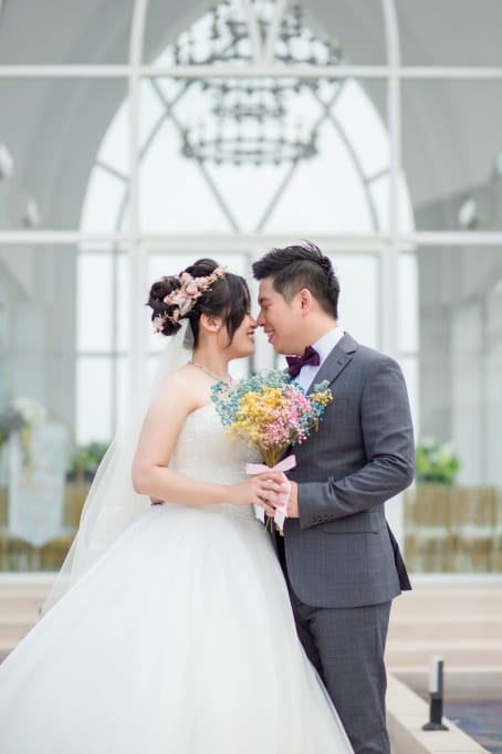 婚禮｜桃園婚宴場地推薦！皇家薇庭婚宴會館Royal Wedding 挑高法蘭新廳+超美水晶教堂戶外草地證婚