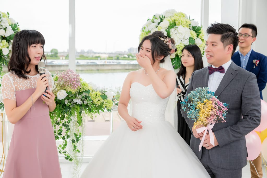 婚禮｜桃園婚宴場地推薦！皇家薇庭婚宴會館Royal Wedding 挑高法蘭新廳+超美水晶教堂戶外草地證婚