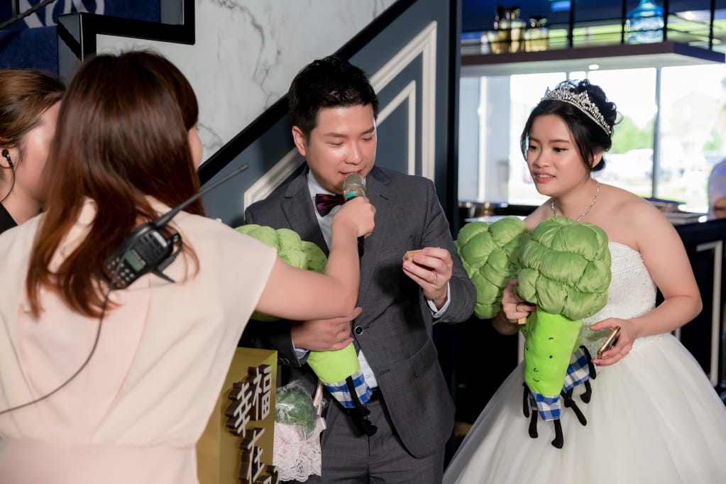 婚禮｜桃園婚宴場地推薦！皇家薇庭婚宴會館Royal Wedding 挑高法蘭新廳+超美水晶教堂戶外草地證婚
