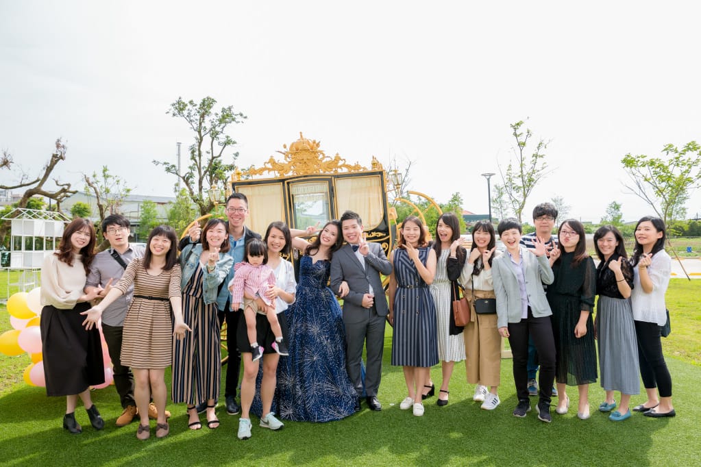 婚禮｜桃園婚宴場地推薦！皇家薇庭婚宴會館Royal Wedding 挑高法蘭新廳+超美水晶教堂戶外草地證婚