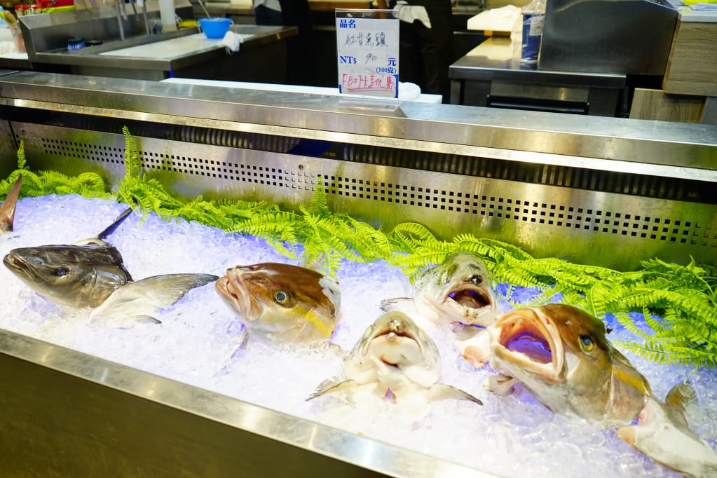 台北|土狗樂市 togo market 台北日式料理、火鍋、活體海鮮、便當、烘焙 複合式餐廳 - 第9張圖 台北|土狗樂市 togo market 台北日式料理、火鍋、活體海鮮、便當、烘焙 複合式餐廳
