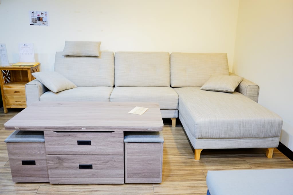 家具｜新家沙發開箱！新家園家具 30年在地沙發工廠 床墊、沙發訂製價格透明公開，款式多服務好！