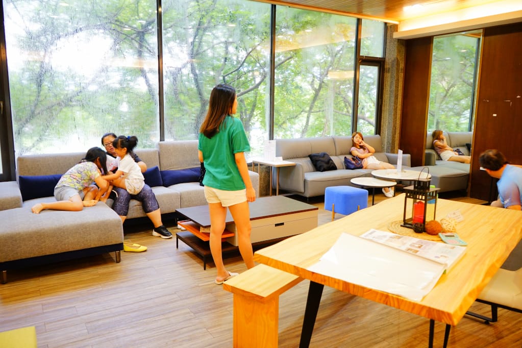 家具｜新家沙發開箱！新家園家具 30年在地沙發工廠 床墊、沙發訂製價格透明公開，款式多服務好！