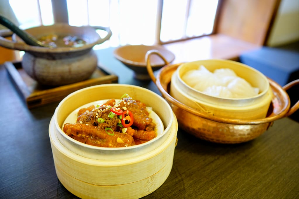 桃園｜青沐煮雨 人文茶館 (桃園77藝文町) 桃園火車站美食，在日式宿舍裡品嘗港式茶點